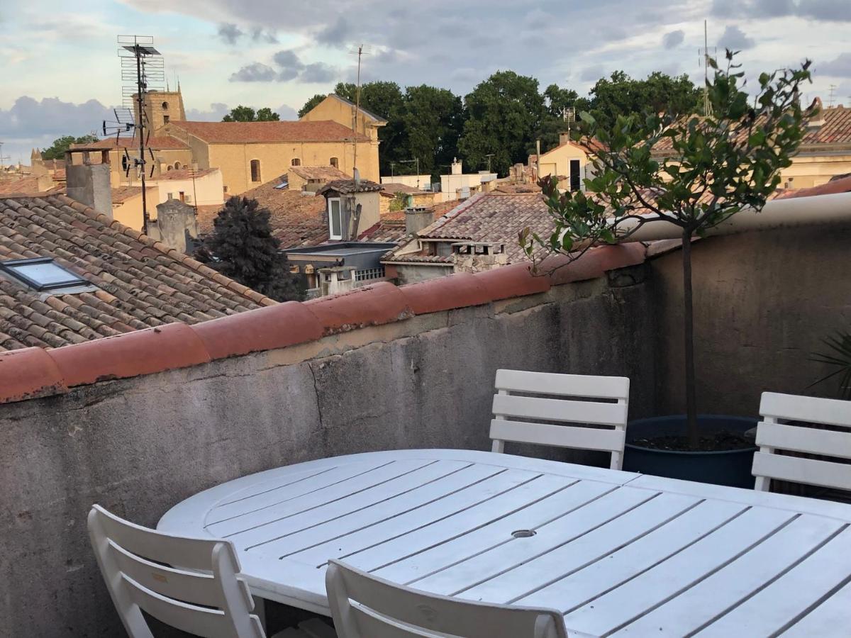 Terrasse tropézienne centre Nimes Exterior foto
